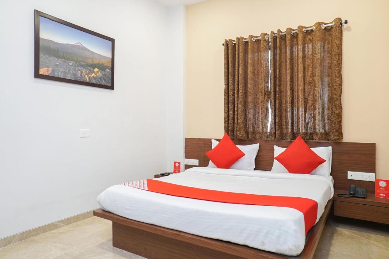 Oyo 19182 Hotel Montana Lonavala Esterno foto
