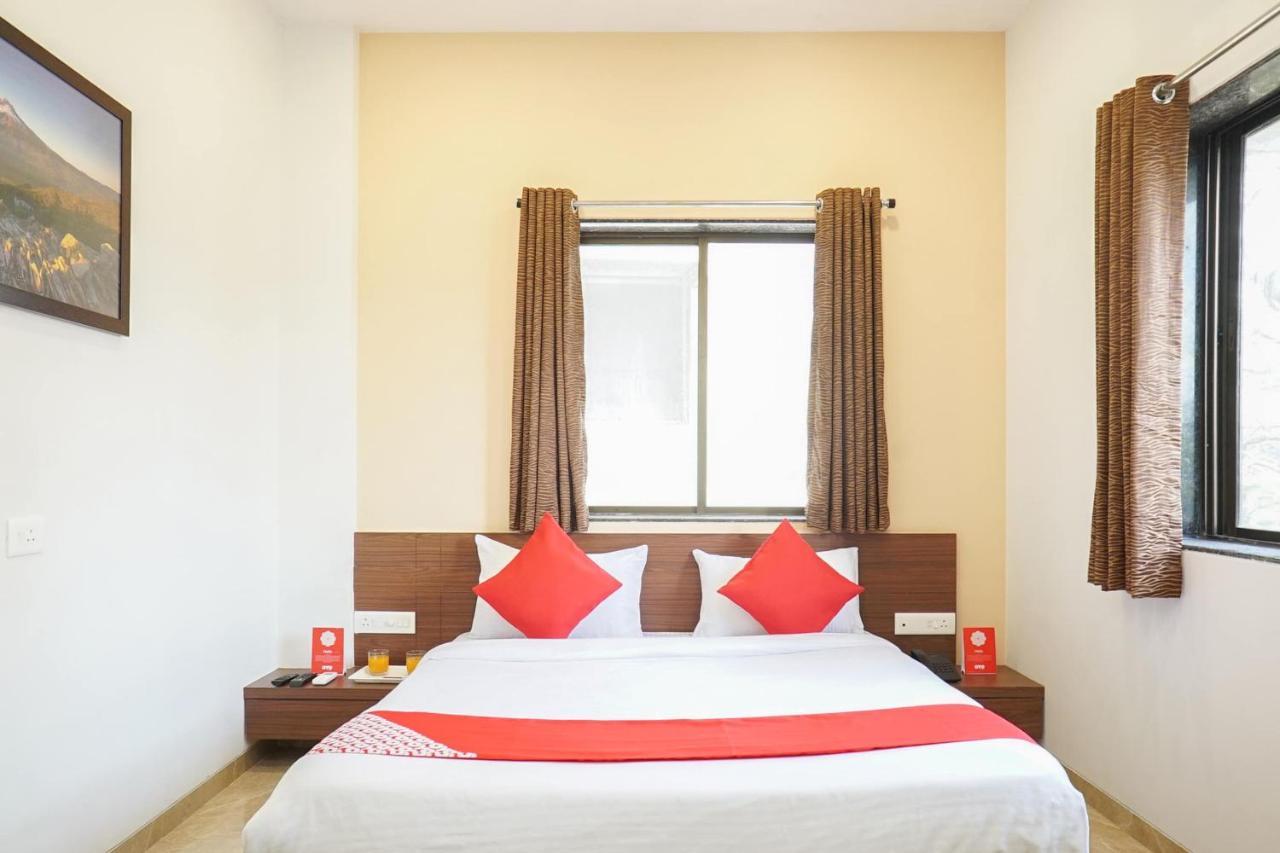 Oyo 19182 Hotel Montana Lonavala Esterno foto