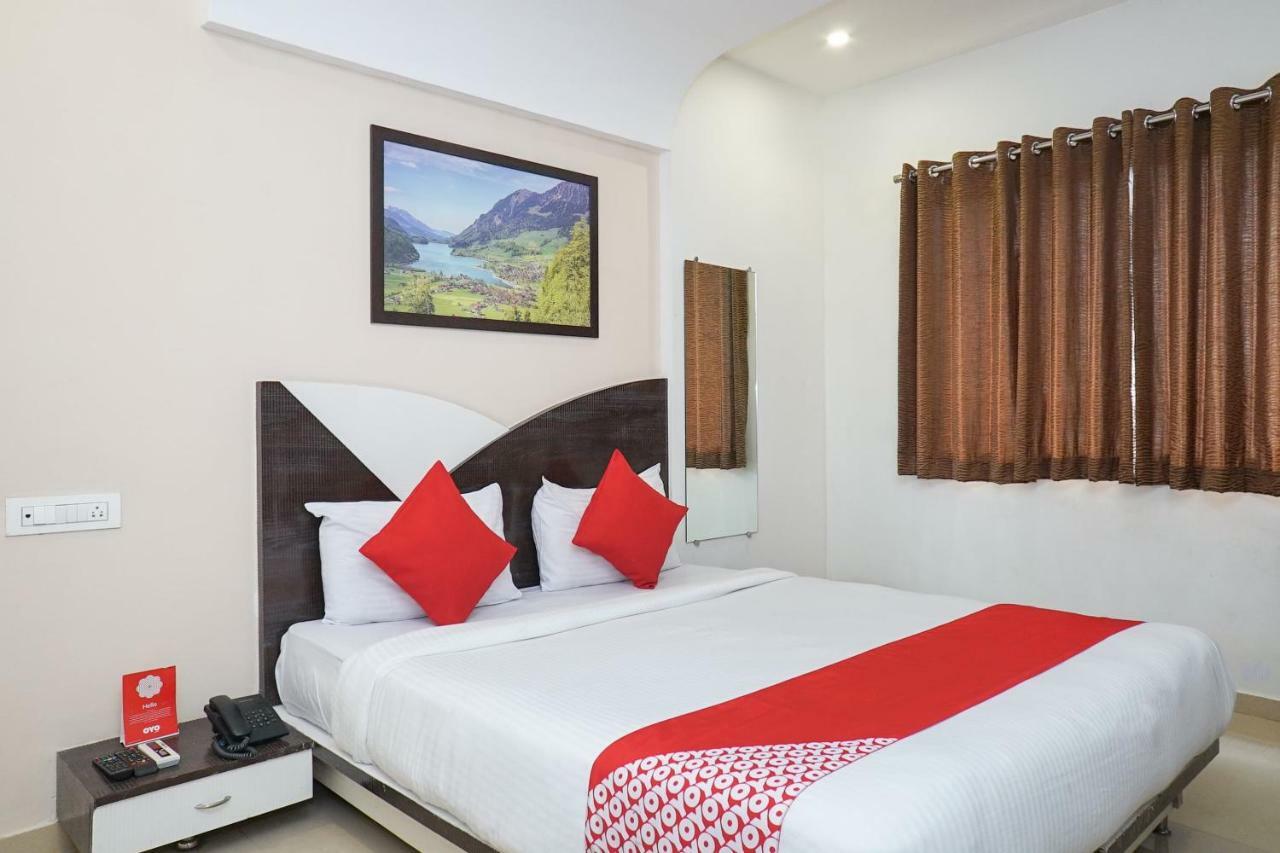 Oyo 19182 Hotel Montana Lonavala Esterno foto